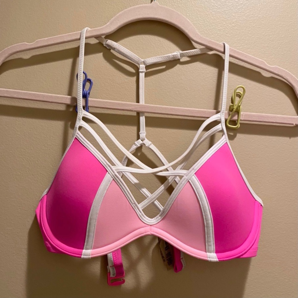 VICTORIAS SECRET PINK SWIM TOP